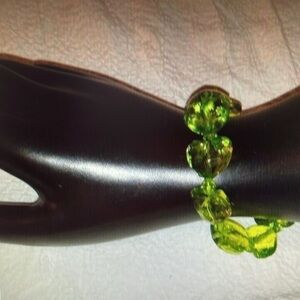 Green transparent hearts Stretch bracelet